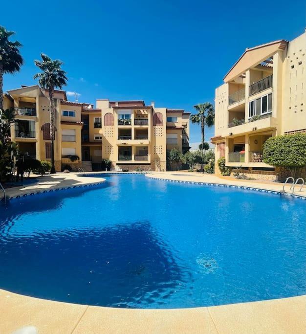 Beautiful 1 Bedroom Apartment In Albir El Albir Exteriér fotografie